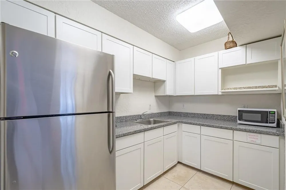 2660 NE 8th Avenue #211 Wilton Manors, FL 33334