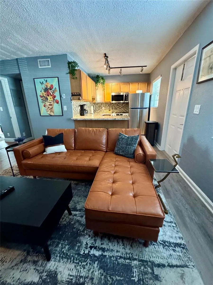 2660 NE 8th Avenue #211 Wilton Manors, FL 33334