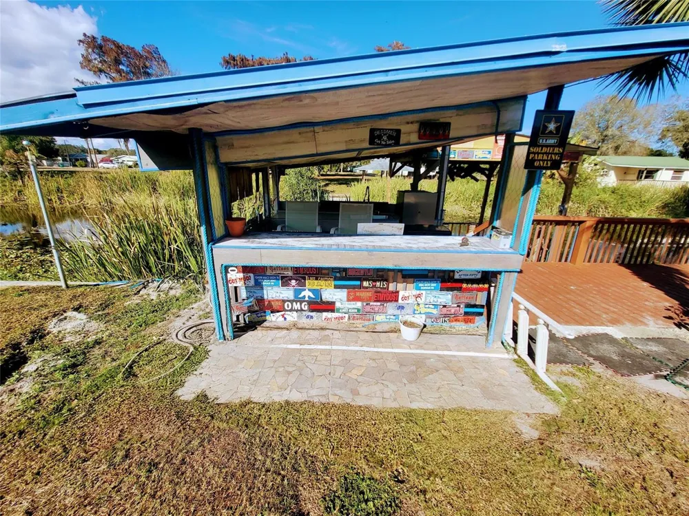 4037 SE 27th Street Okeechobee, FL 34974
