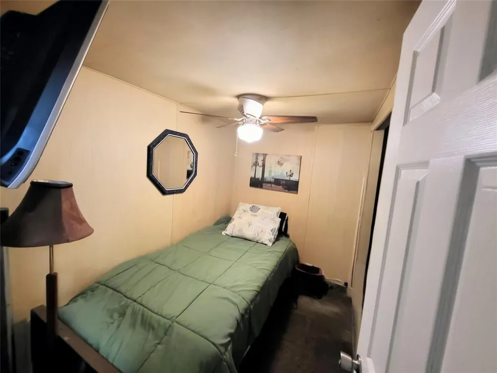4037 SE 27th Street Okeechobee, FL 34974