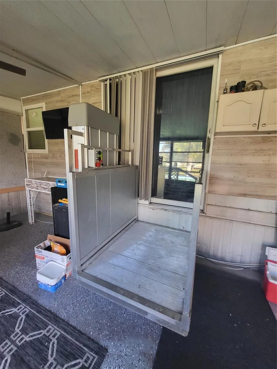 4037 SE 27th Street Okeechobee, FL 34974