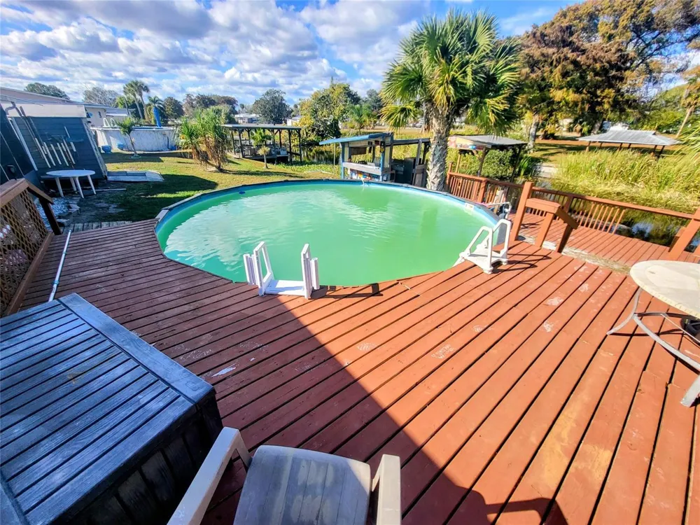 4037 SE 27th Street Okeechobee, FL 34974