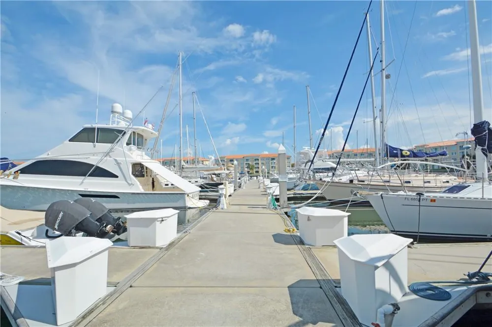 19 Harbour Isle Drive #106 Hutchinson Island, FL 34949
