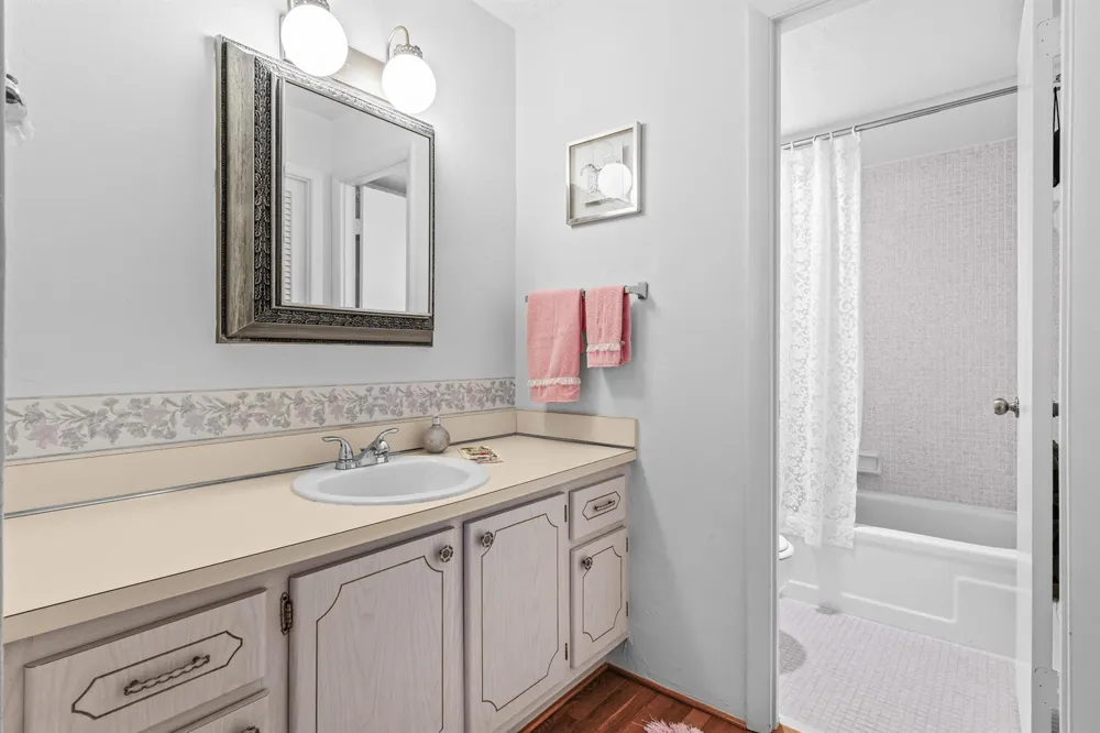 1237 Hillsboro Mile #101 Hillsboro Beach, FL 33062