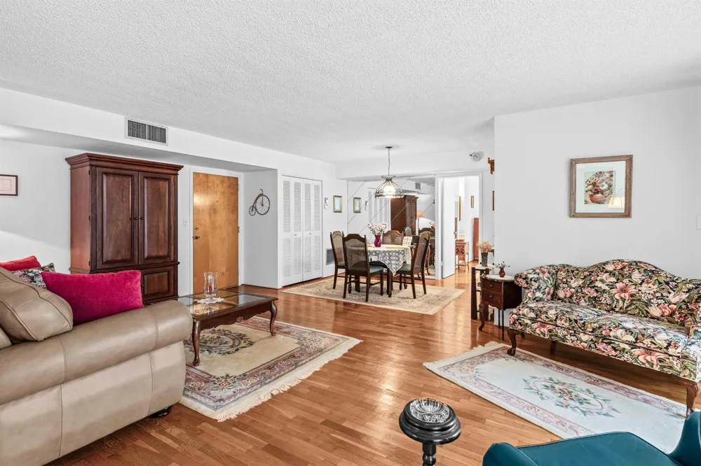 1237 Hillsboro Mile #101 Hillsboro Beach, FL 33062