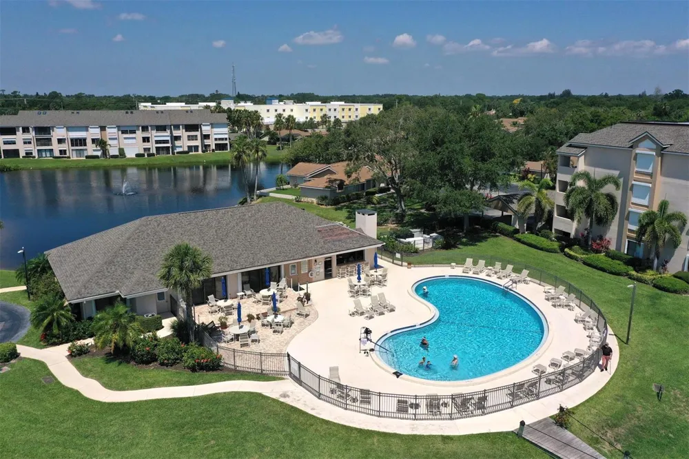6175 S Mirror Lake Drive #301 Sebastian, FL 32958
