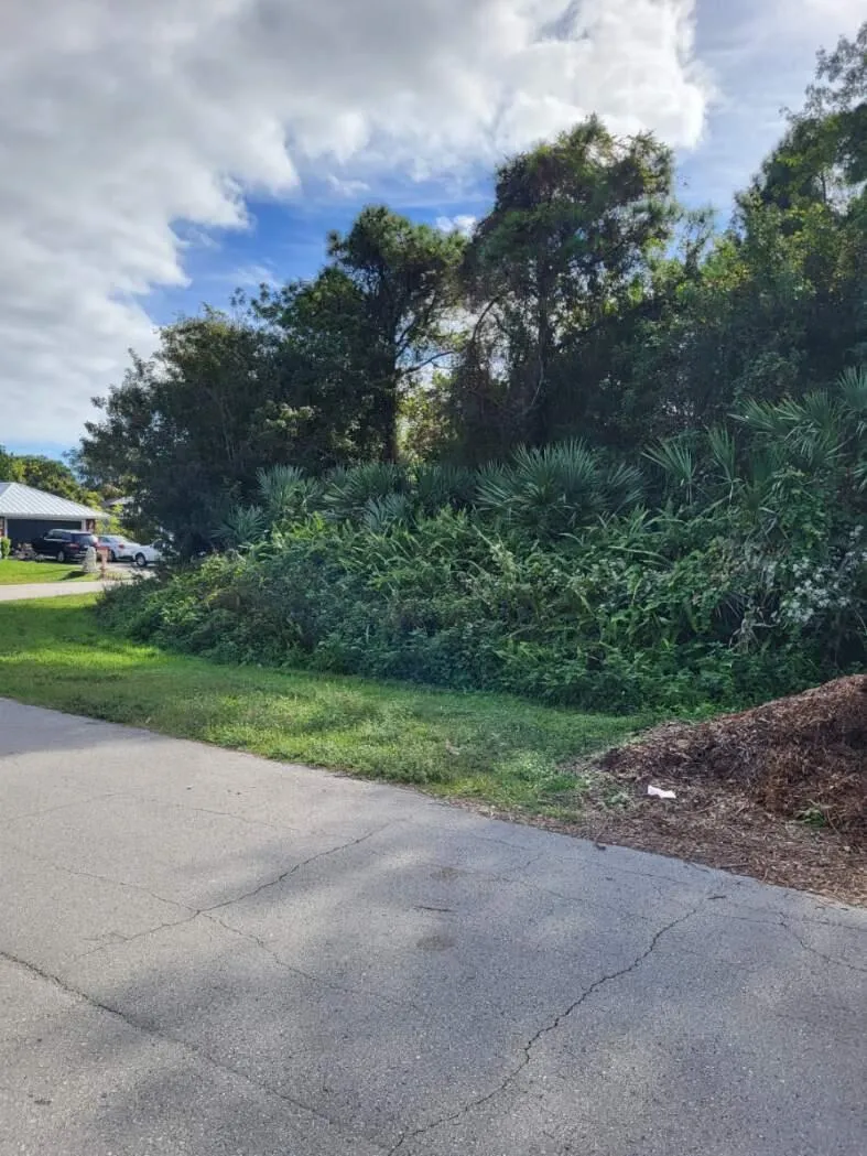 2338 SW Fern Circle Port St. Lucie, FL 34953