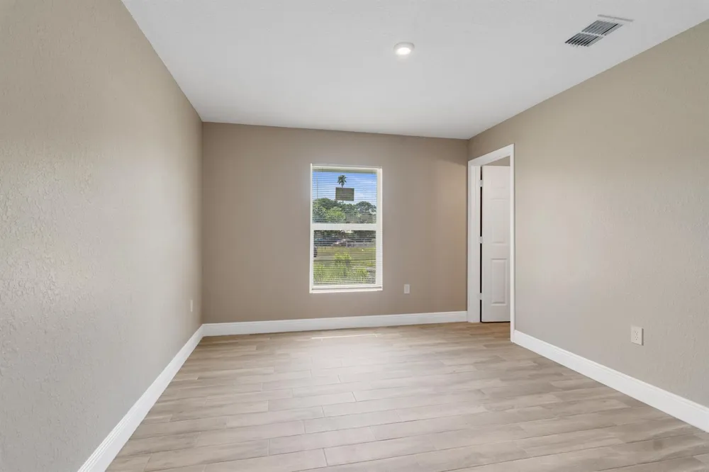 1405 Avenue G #Apt A Fort Pierce, FL 34950
