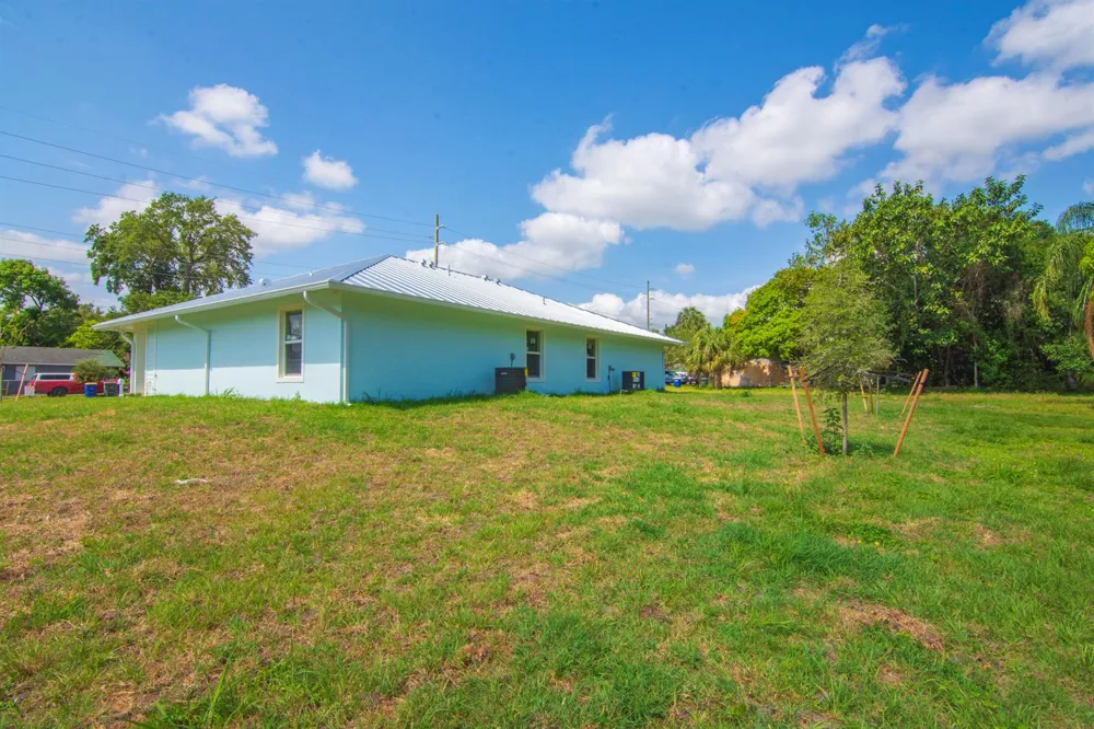 1405 Avenue G #Apt A Fort Pierce, FL 34950