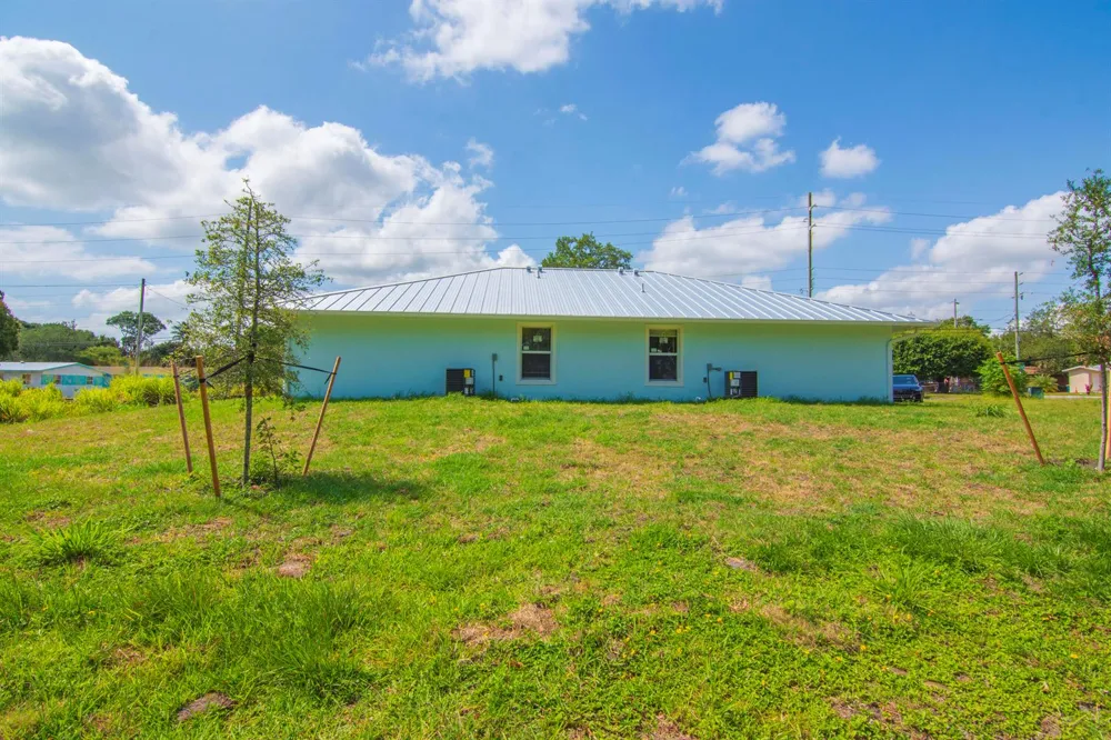 1405 Avenue G #Apt A Fort Pierce, FL 34950
