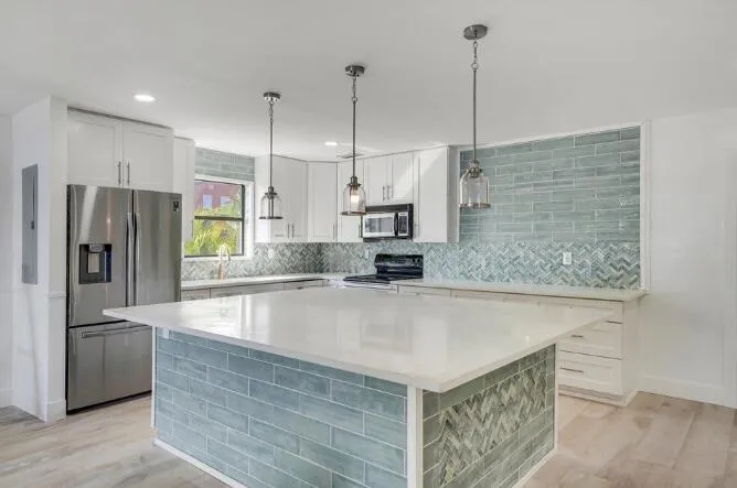 360 Wilma Circle #7 Riviera Beach, FL 33404