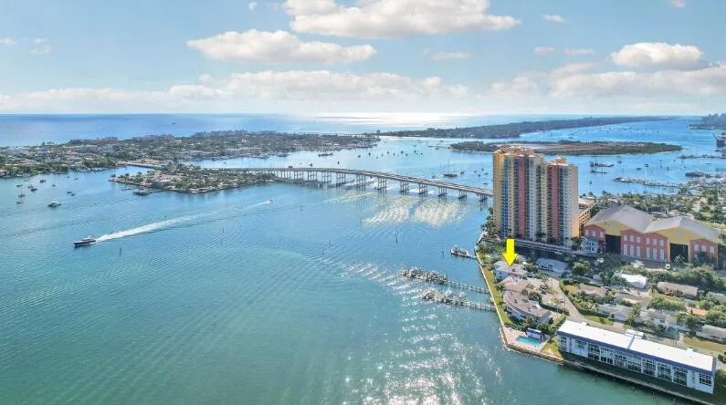 360 Wilma Circle #5 Riviera Beach, FL 33404