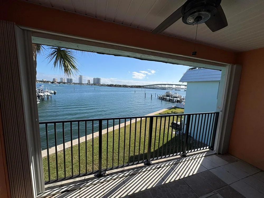 360 Wilma Circle #5 Riviera Beach, FL 33404