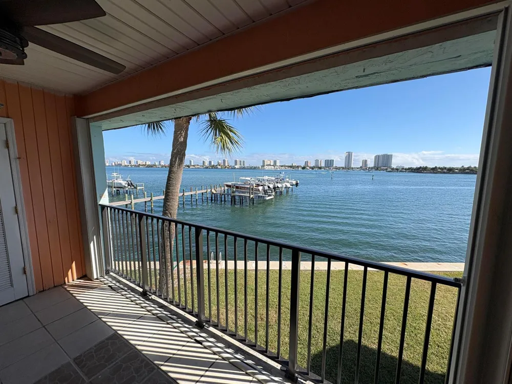 360 Wilma Circle #5 Riviera Beach, FL 33404