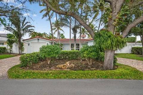 2081 NE 25th Street