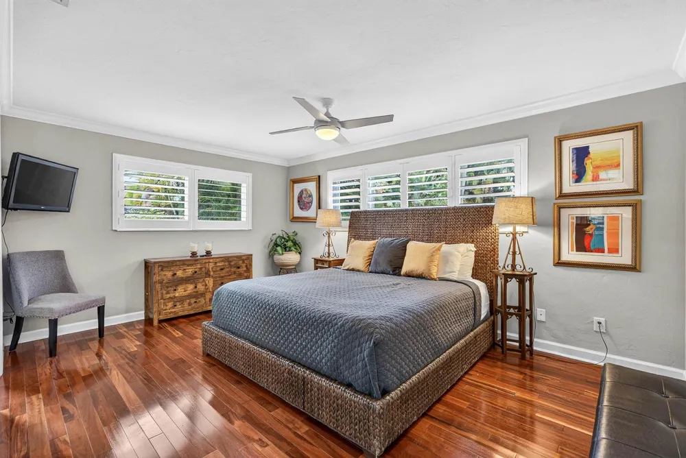 2081 NE 25th Street Lighthouse Point, FL 33064