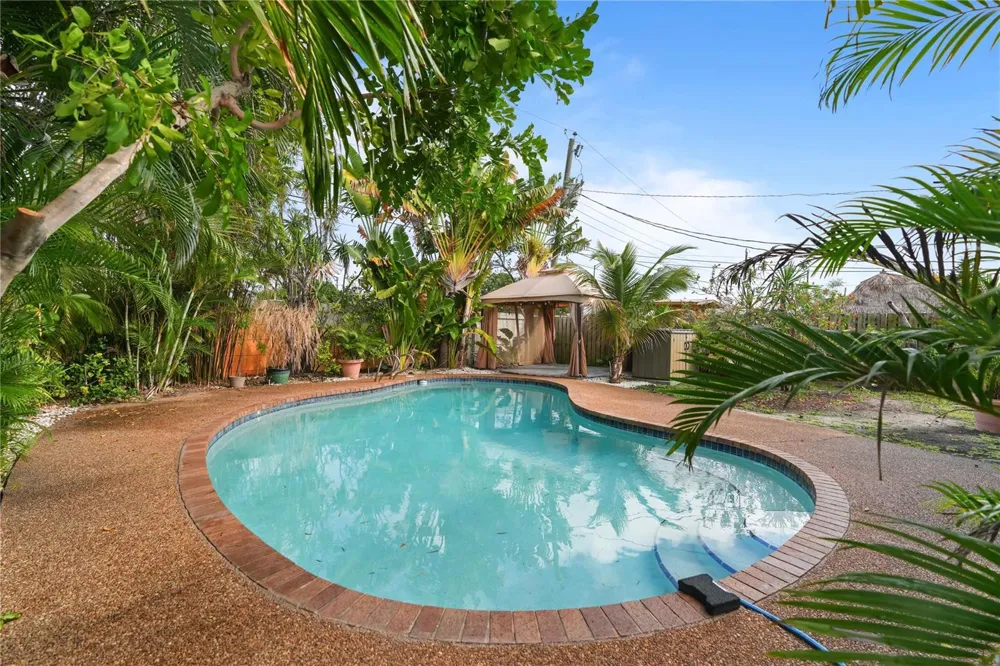 51 NE 49th Street Fort Lauderdale, FL 33334