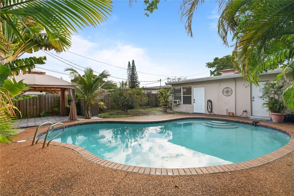 51 NE 49th Street Fort Lauderdale, FL 33334