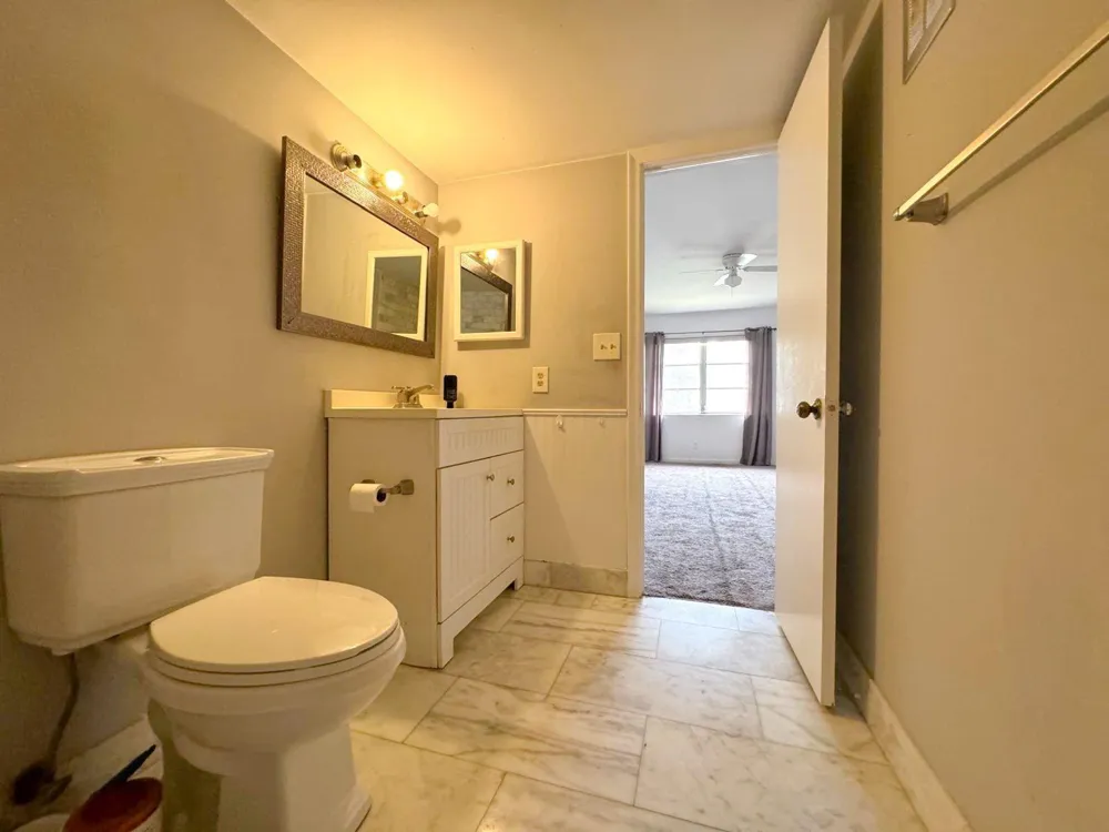 12 NE 19th Court #204A Wilton Manors, FL 33305