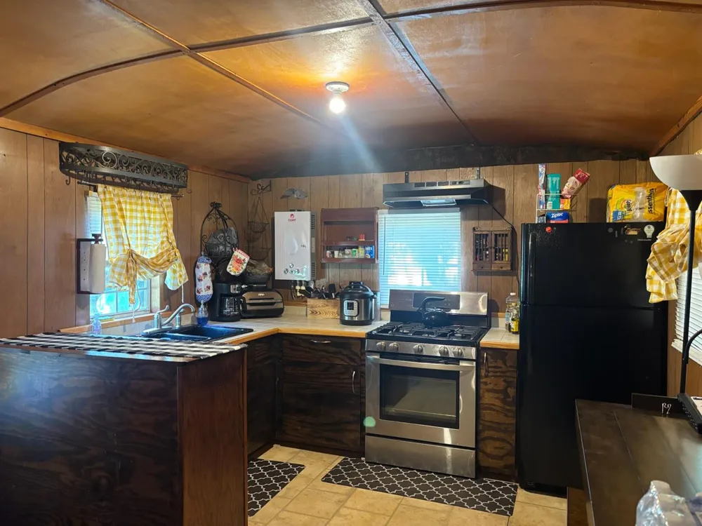 423 NW Bright Lake Court 