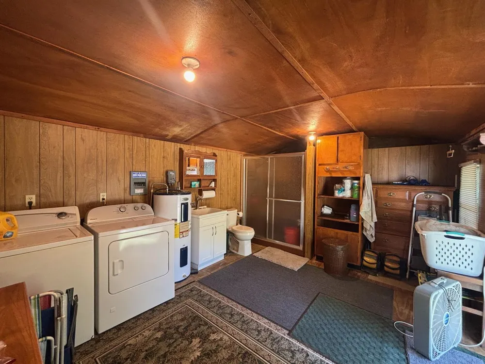 423 NW Bright Lake Court 