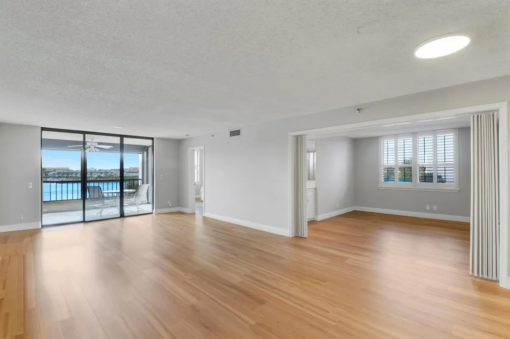 1748 Jupiter Cove Drive #417 Jupiter, FL 33469