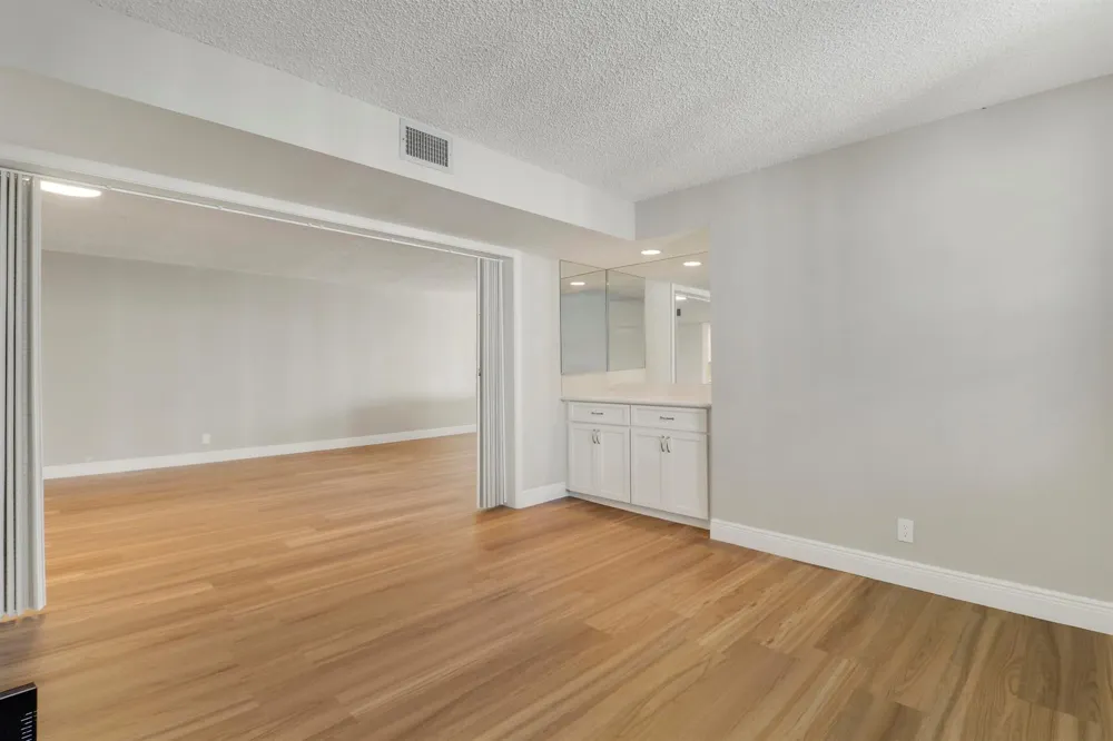 1748 Jupiter Cove Drive #417 Jupiter, FL 33469