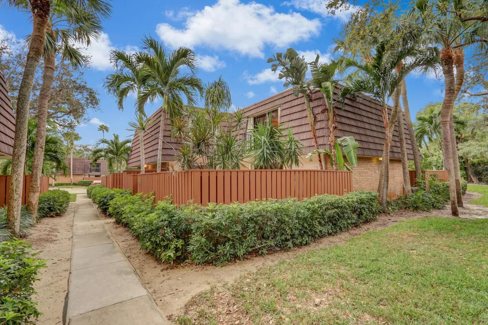1138 11th Court Jupiter, FL 33477