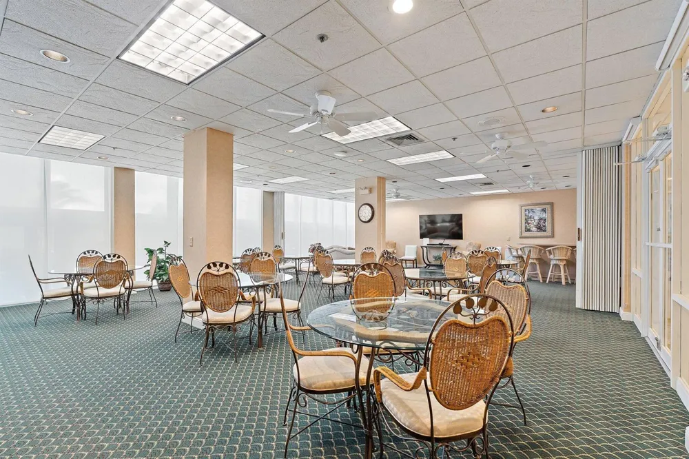 5440 Ocean Drive #907 Singer Island, FL 33404