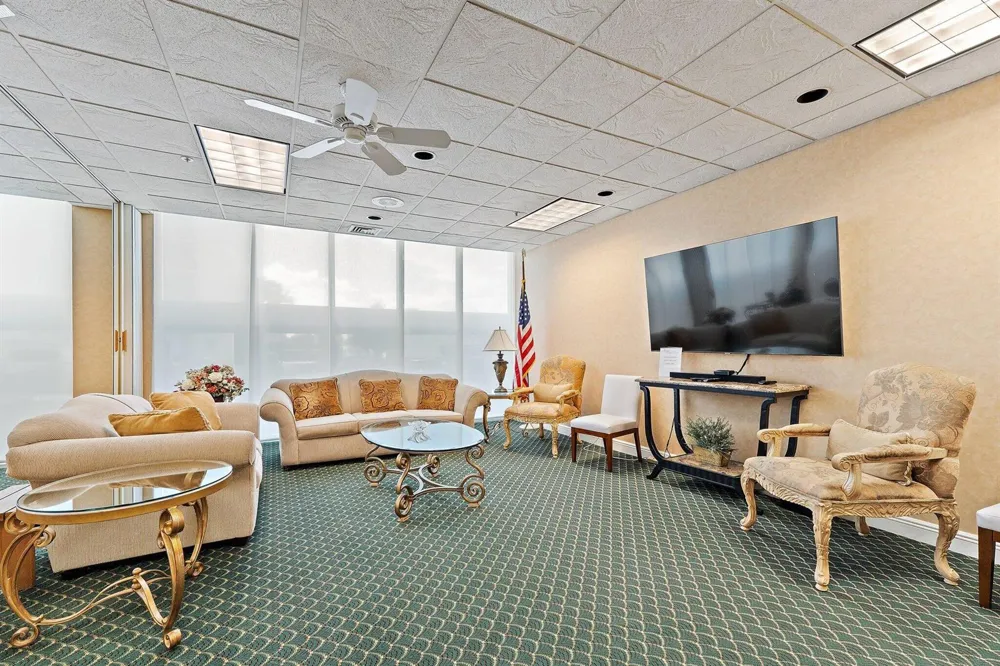 5440 Ocean Drive #907 Singer Island, FL 33404