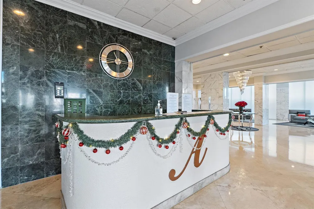 5440 Ocean Drive #907 Singer Island, FL 33404