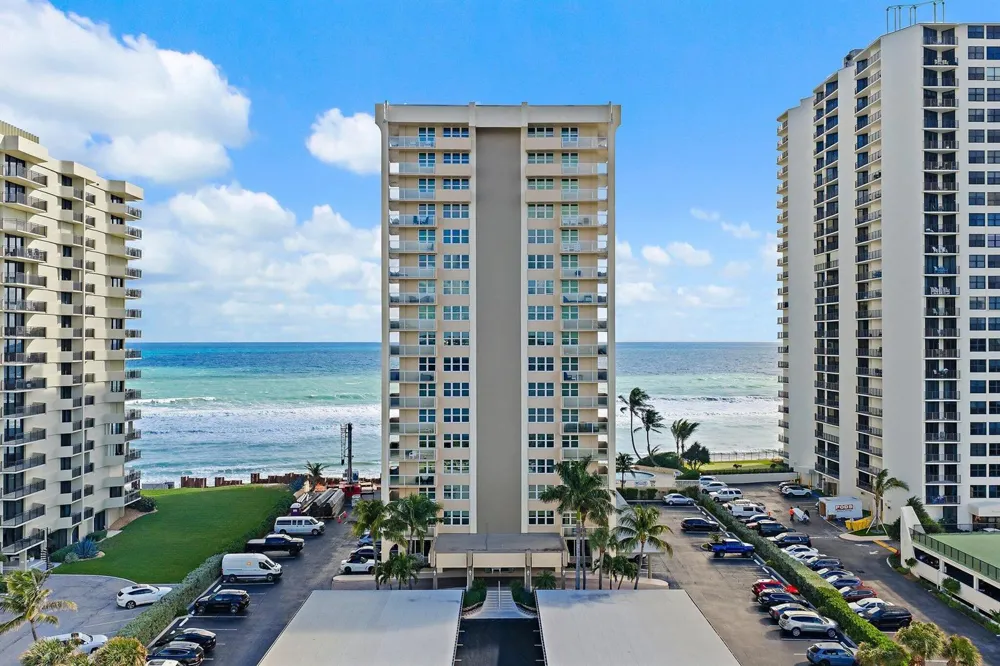 5440 Ocean Drive #907 Singer Island, FL 33404