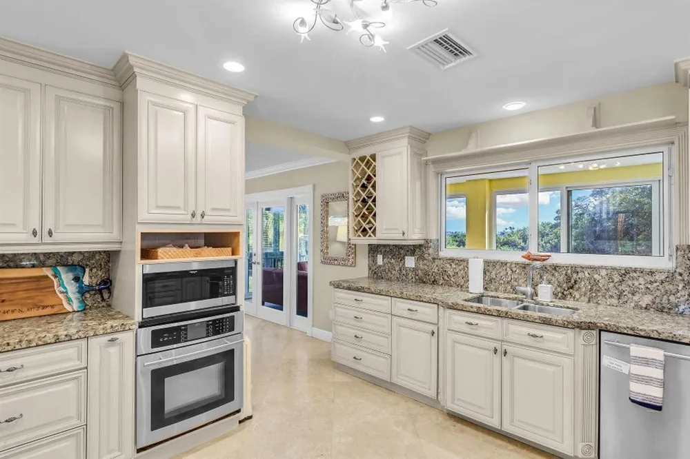 205 Stirrup Key Boulevard Marathon, FL 33050