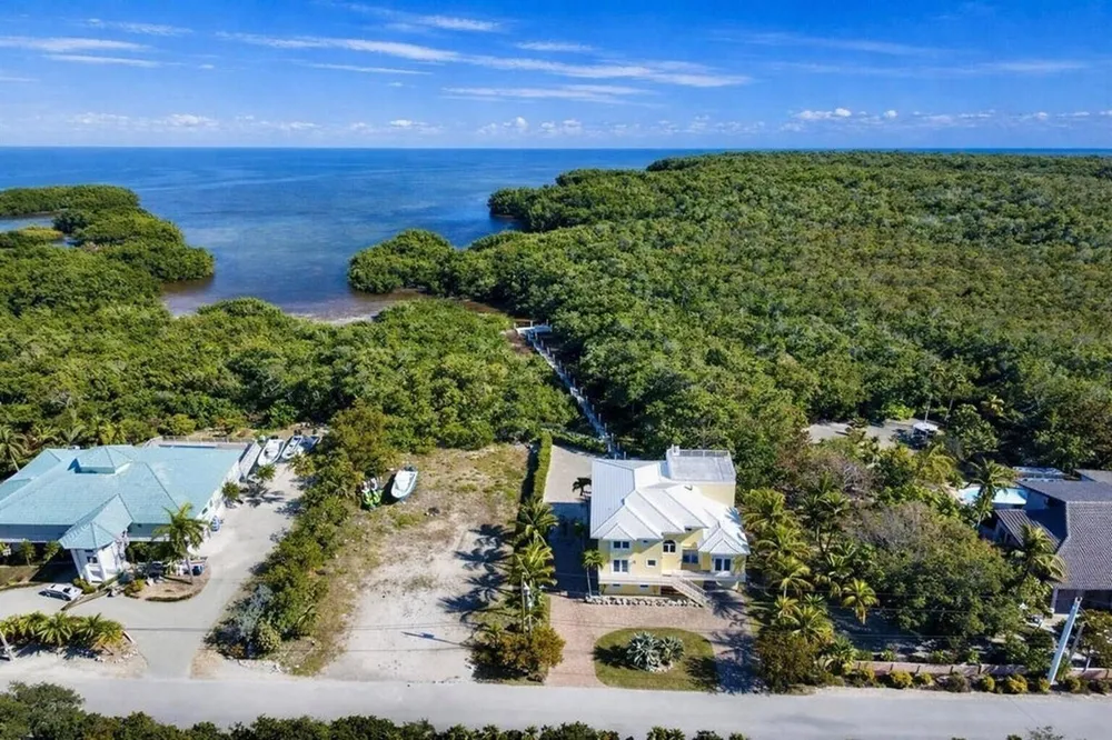 205 Stirrup Key Boulevard Marathon, FL 33050