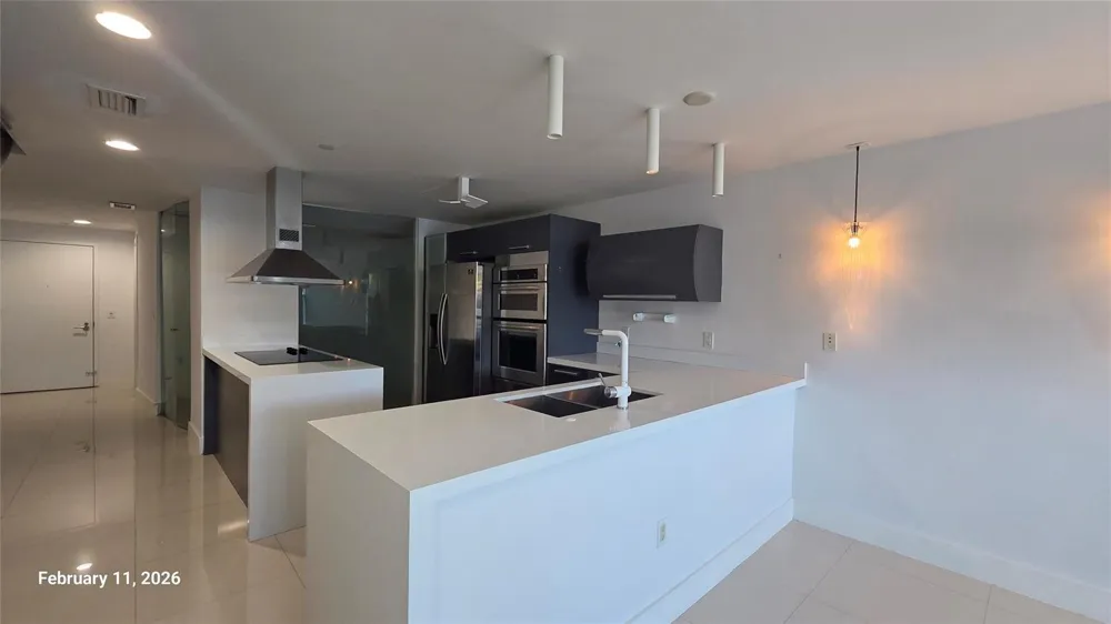 2950 NE 188th Street #110 Aventura, FL 33180