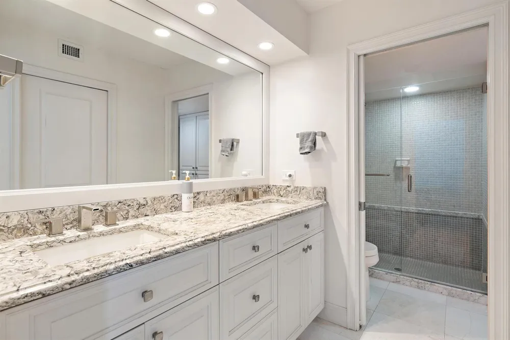 5380 Ocean Drive #19e Singer Island, FL 33404