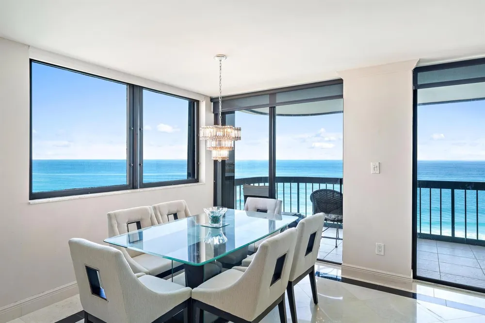 5380 Ocean Drive #19e Singer Island, FL 33404