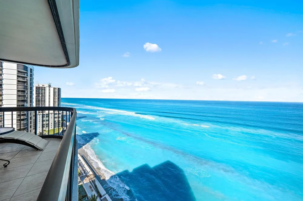 5380 Ocean Drive #19e Singer Island, FL 33404