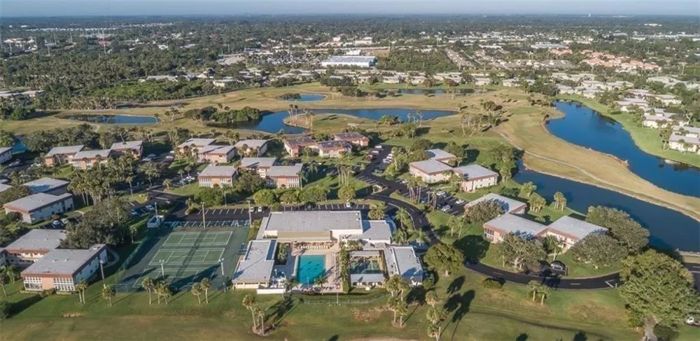 106 Spring Lake Court #201 Vero Beach, FL 32962