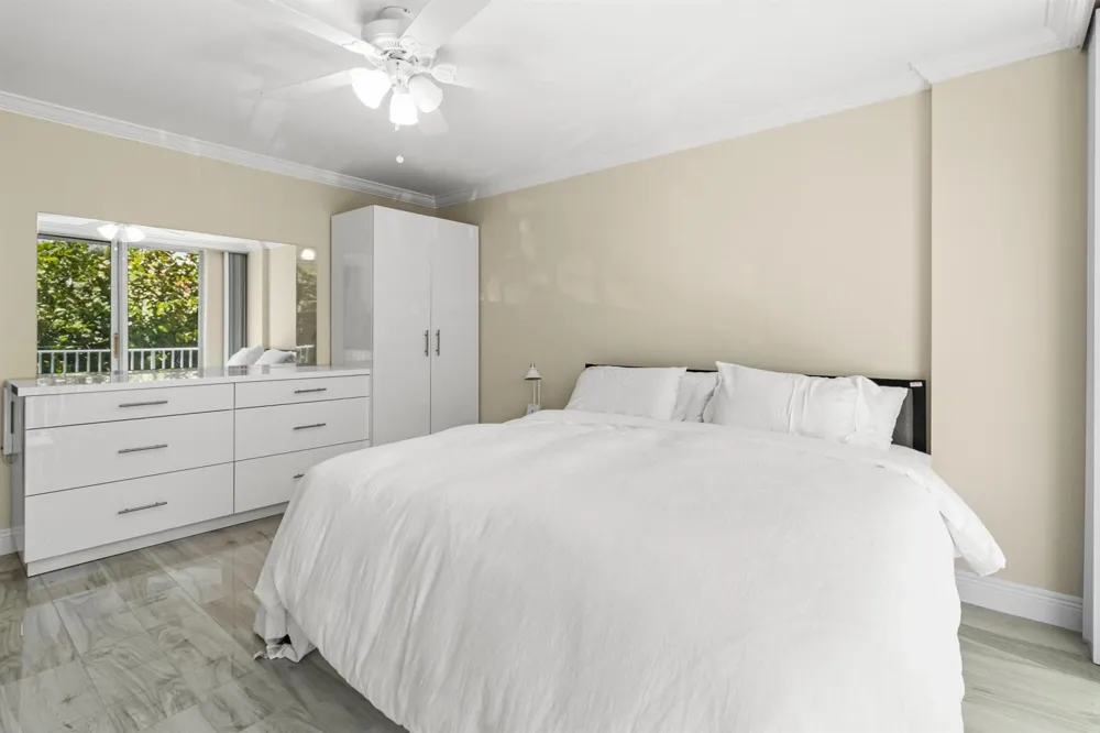 3580 S Ocean Boulevard #2a South Palm Beach, FL 33480