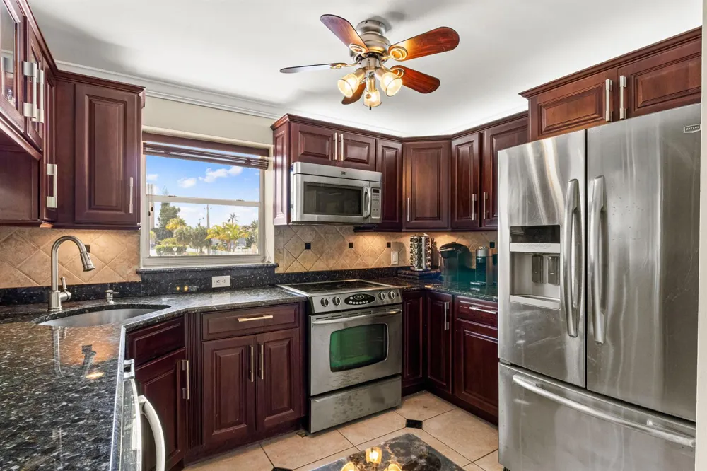 3580 S Ocean Boulevard #2a South Palm Beach, FL 33480