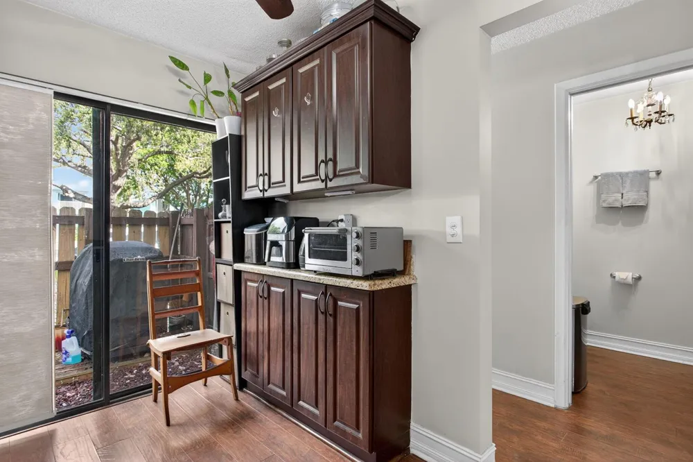 2122 NE 44th Street Lighthouse Point, FL 33064