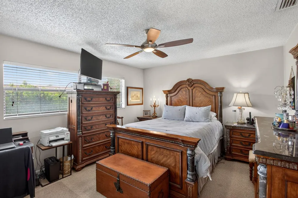2122 NE 44th Street Lighthouse Point, FL 33064