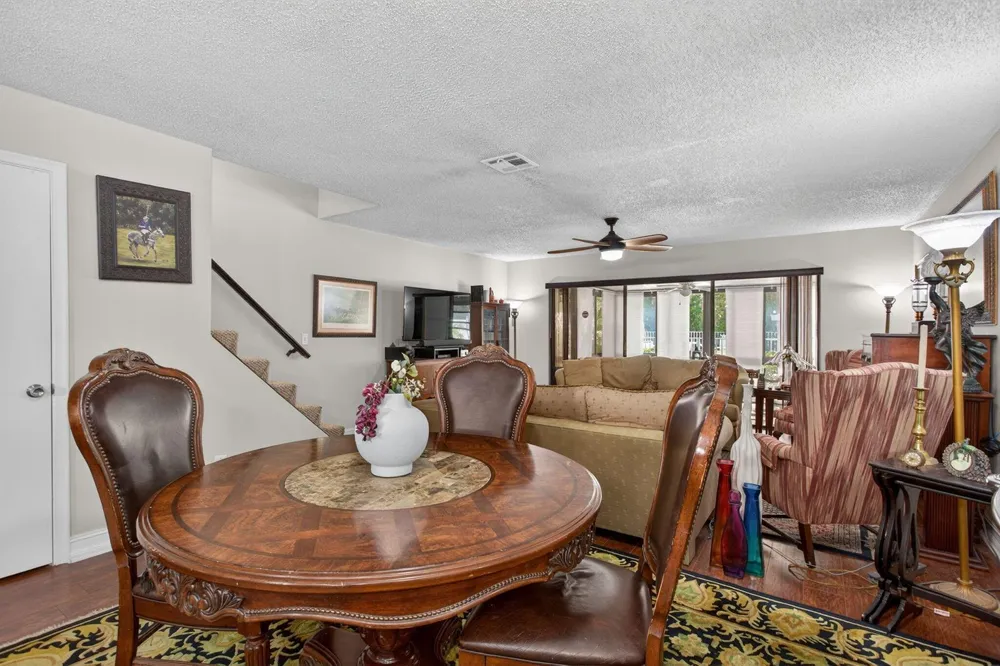 2122 NE 44th Street Lighthouse Point, FL 33064