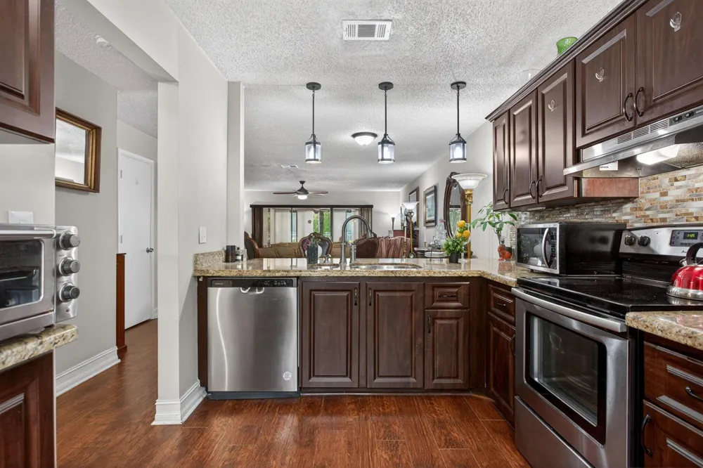2122 NE 44th Street Lighthouse Point, FL 33064