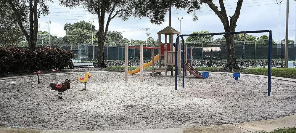 1225 Avondale Lane West Palm Beach, FL 33409