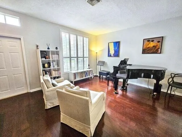 1225 Avondale Lane West Palm Beach, FL 33409