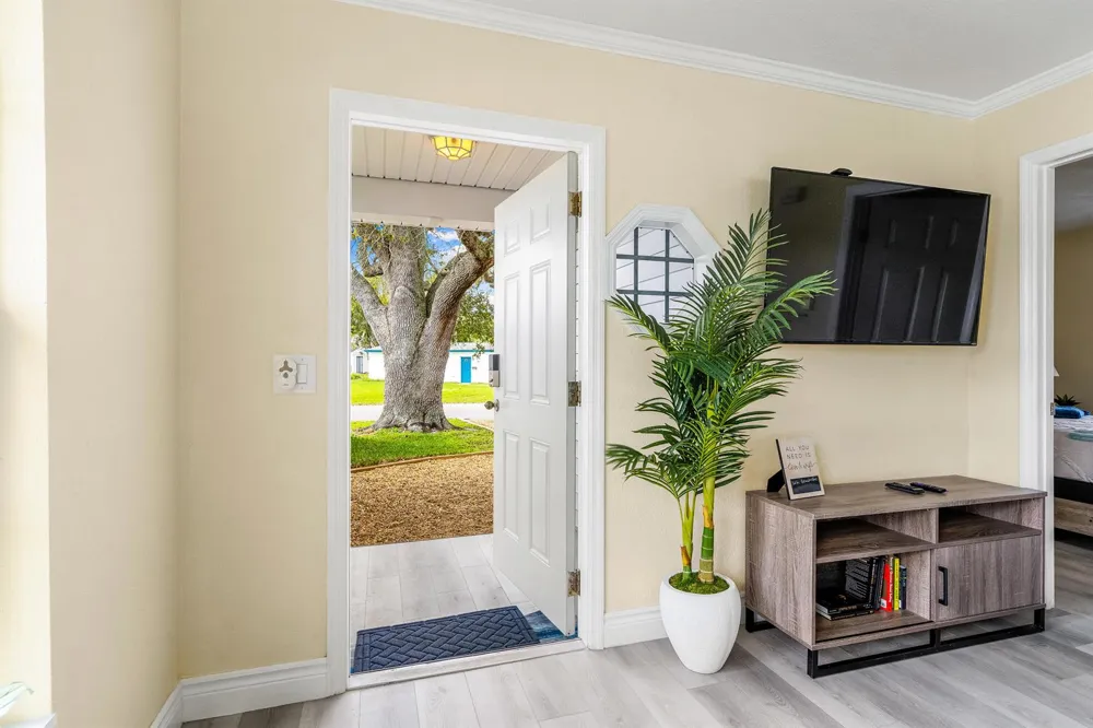 1510 3rd Court Vero Beach, FL 32960