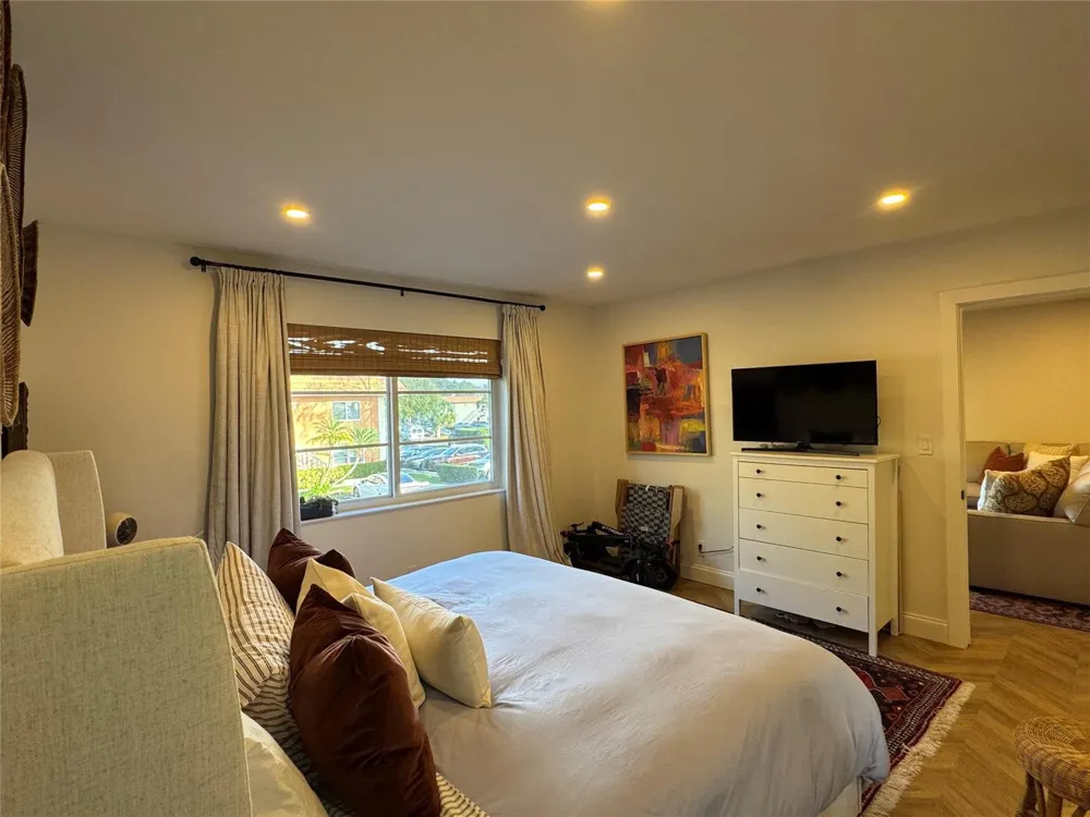 9 NE 19th Court #211C Wilton Manors, FL 33305