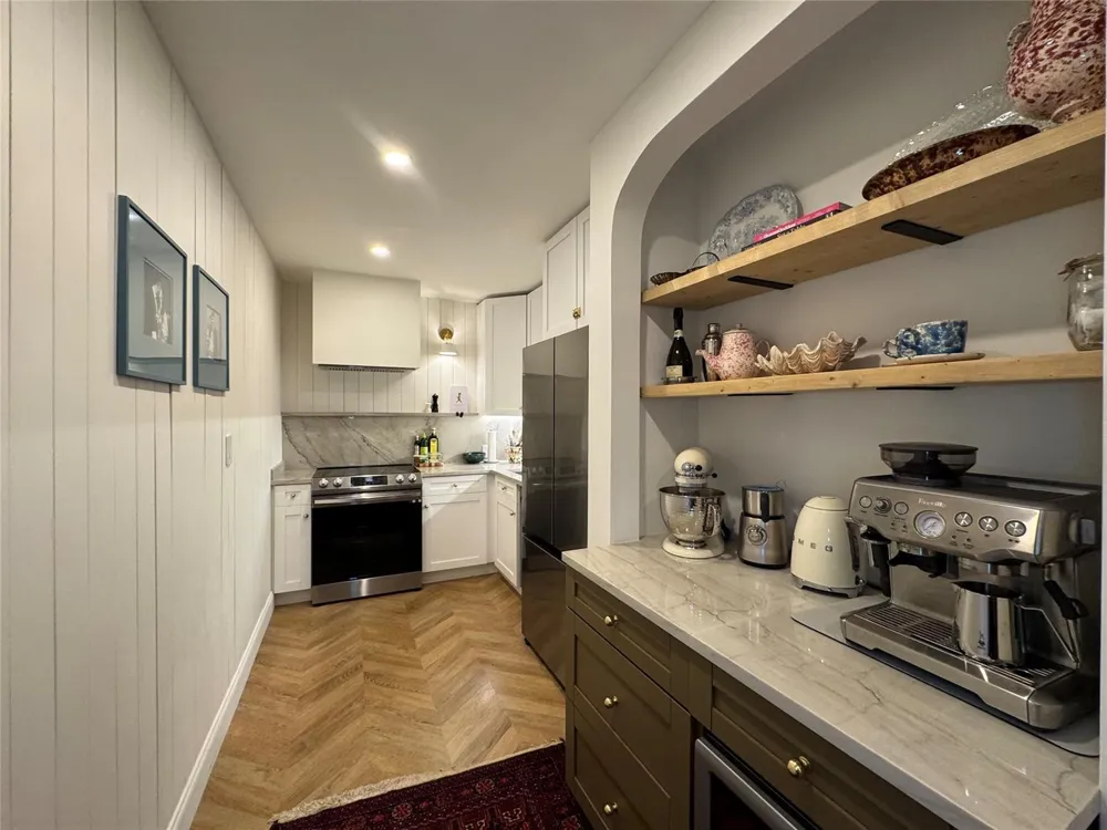 9 NE 19th Court #211C Wilton Manors, FL 33305